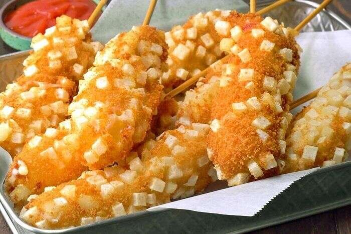 Crispy Korean corn dog served with ketchup