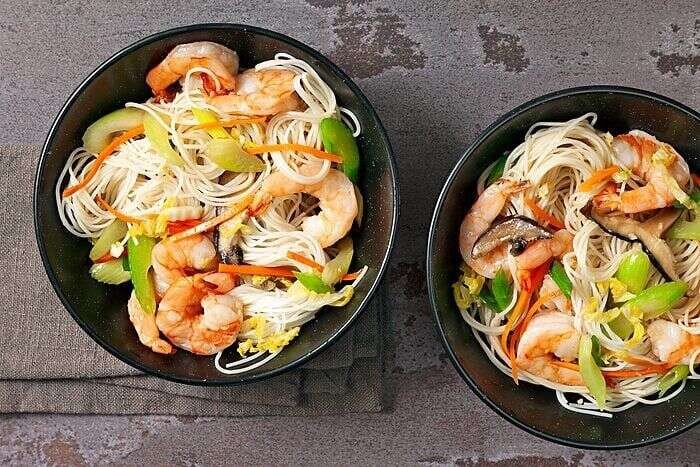 Finished shrimp mei fun with rice vermicelli and vegetables